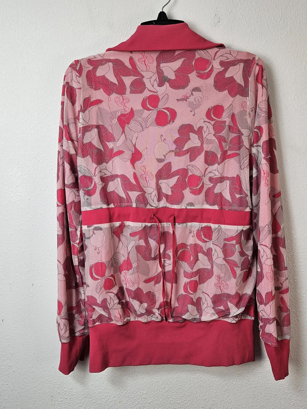 women’s Lululemon Lululemon Raja Reversible fatbird floral jacket reversible